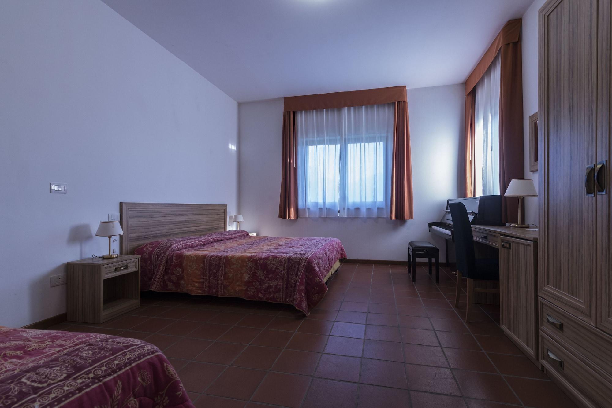 Hotel Villa Del Cardinale Norma Eksteriør bilde