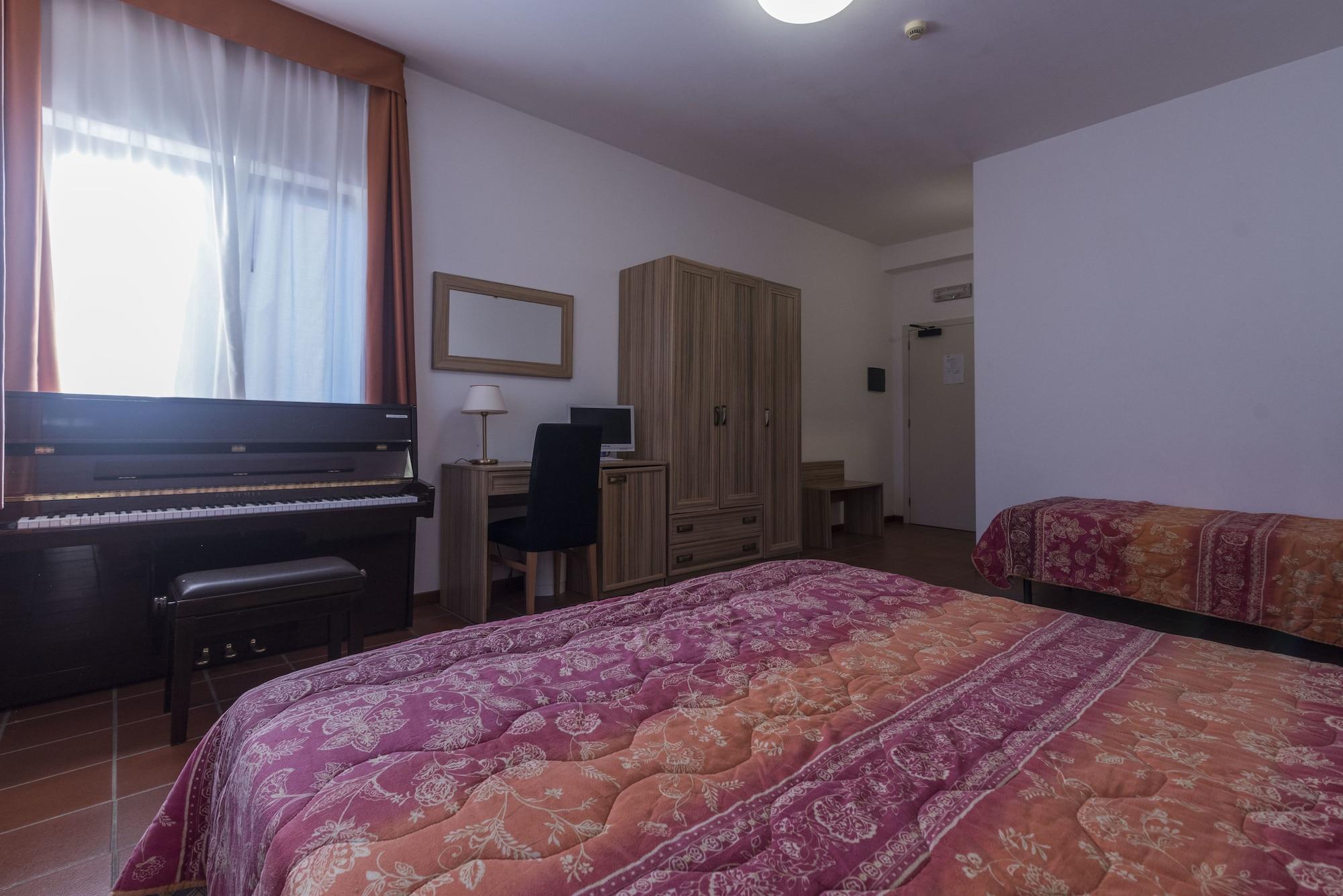 Hotel Villa Del Cardinale Norma Eksteriør bilde