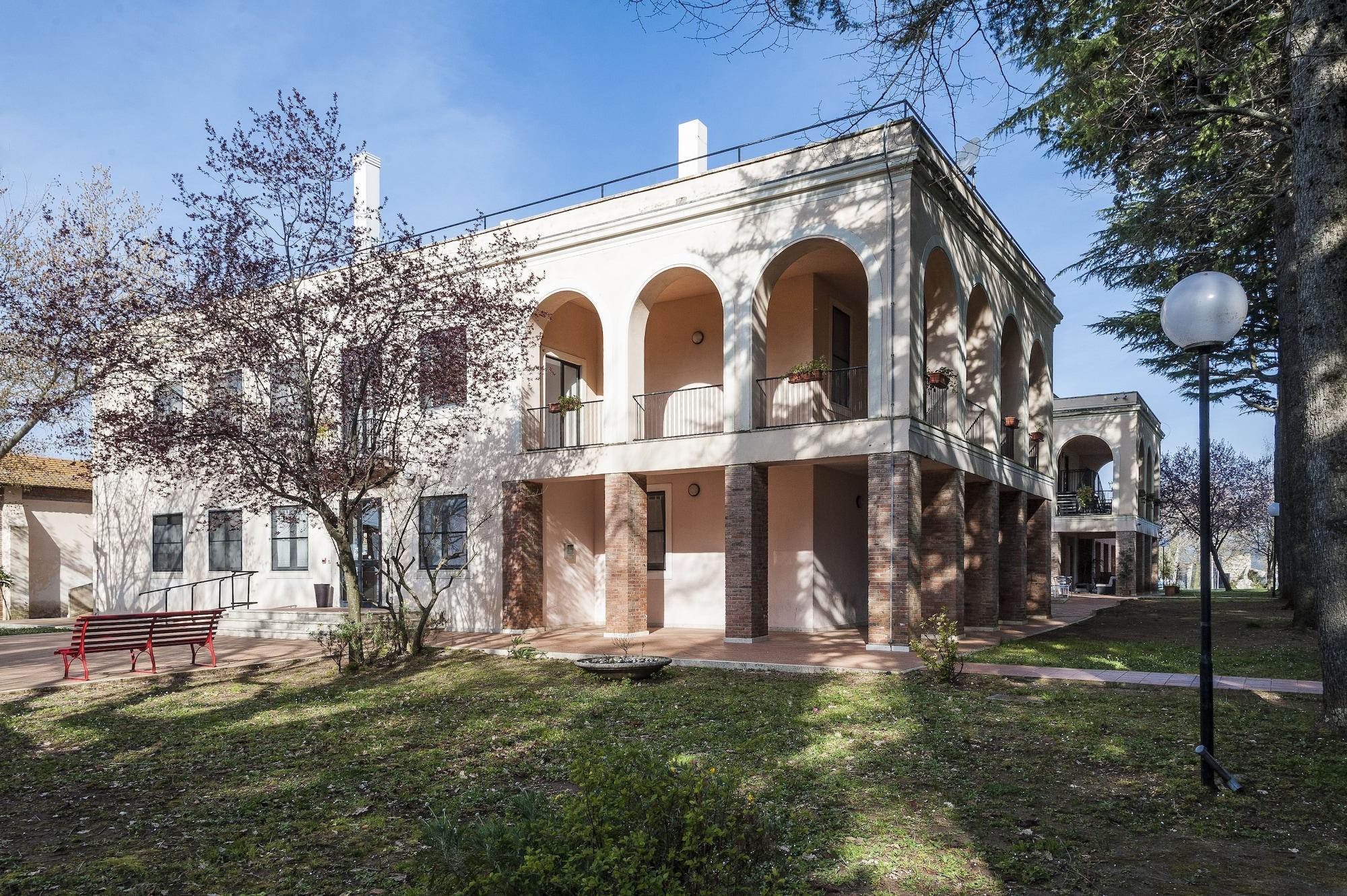 Hotel Villa Del Cardinale Norma Eksteriør bilde